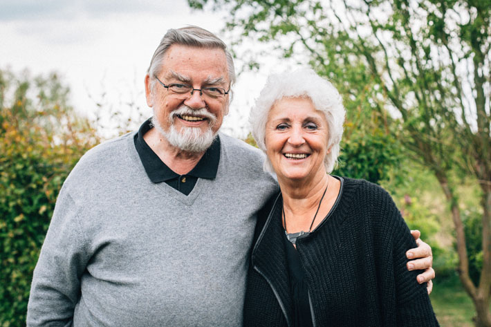 Die Chorleiter Sabine Bauer und Manfred Wipler